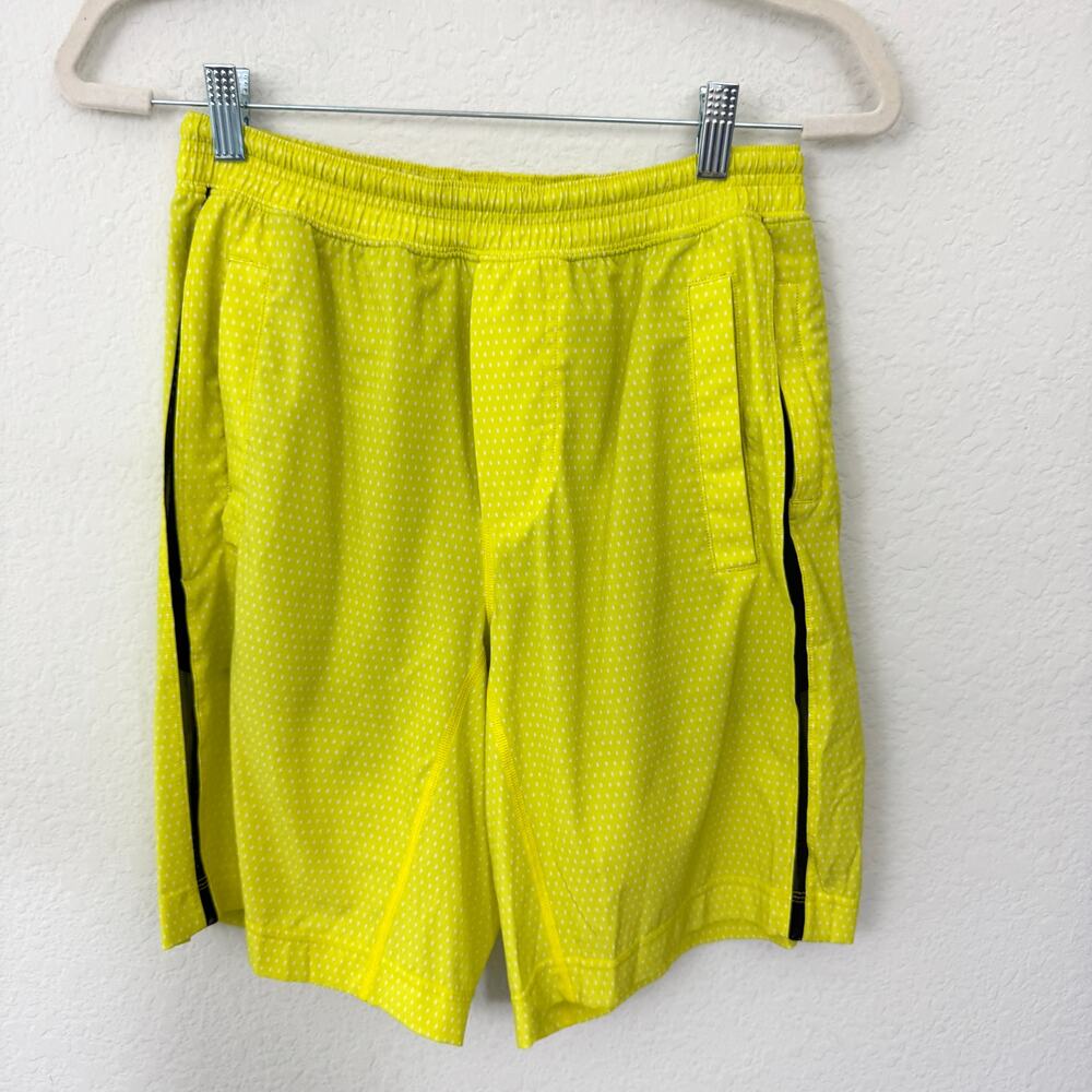 Lululemon Mens Pace Breaker Short Size S 9 Inch Lined Run Active Workout Yellow